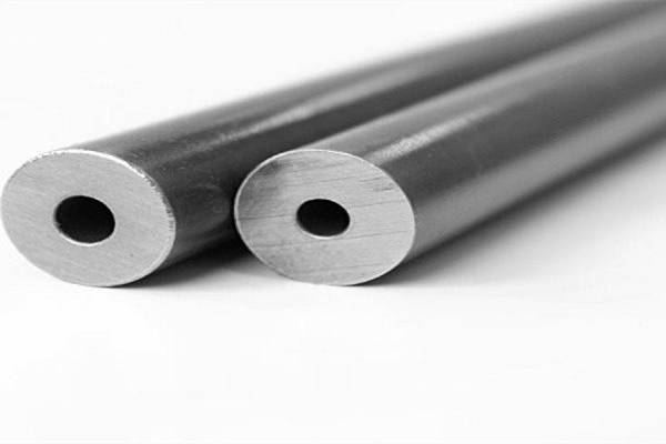 [Ihe ọmụma tube ígwè] Okwu mmalite nke ọkpọkọ mmiri ọkụ na tubes alloy