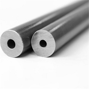 Iċ-Ċina bl-ingrossa A335 Standard Cold Rolled Alloy Steel Pajpijiet mingħajr saldatura